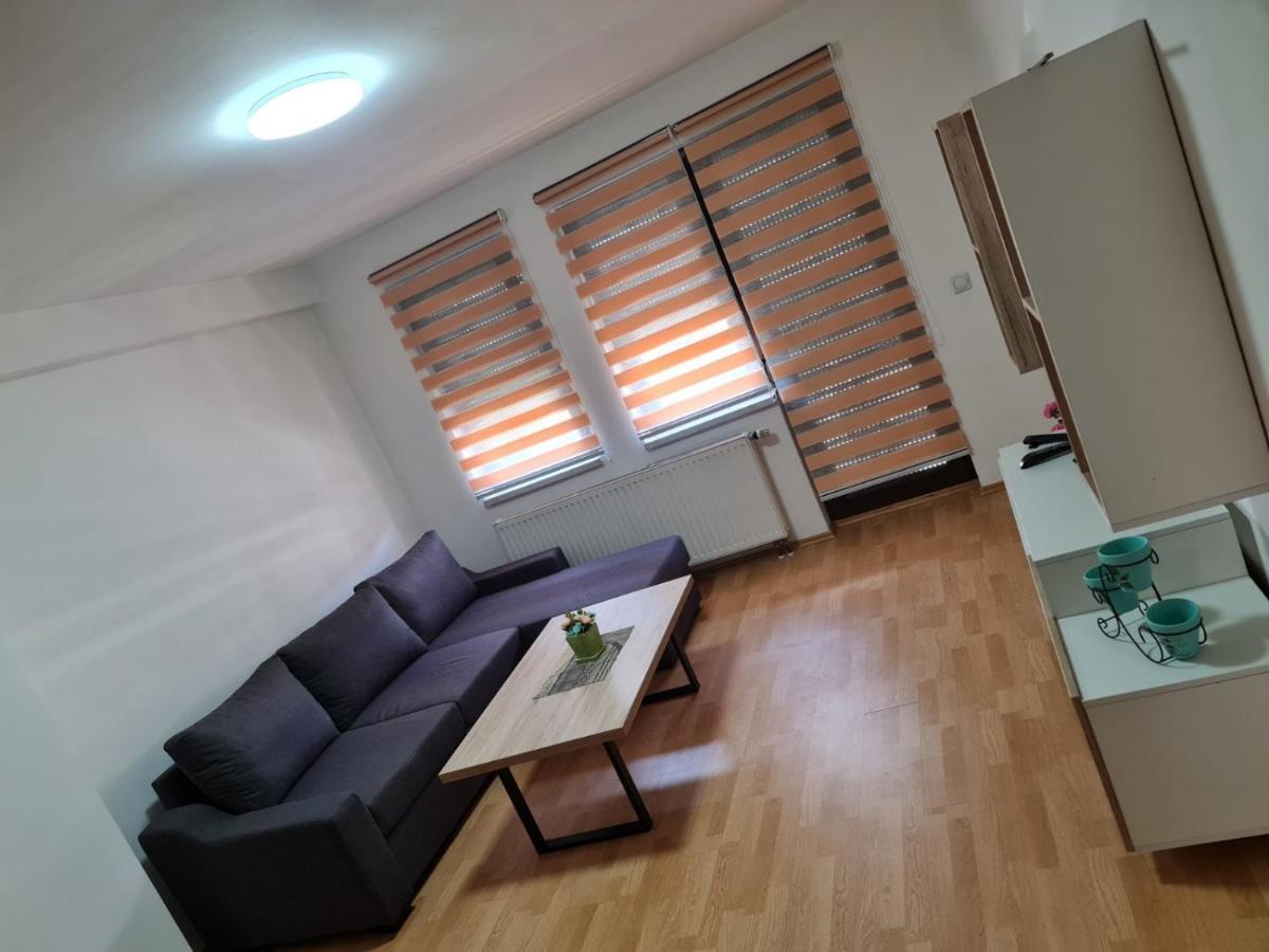 Apartmani Sk Brčko Buitenkant foto